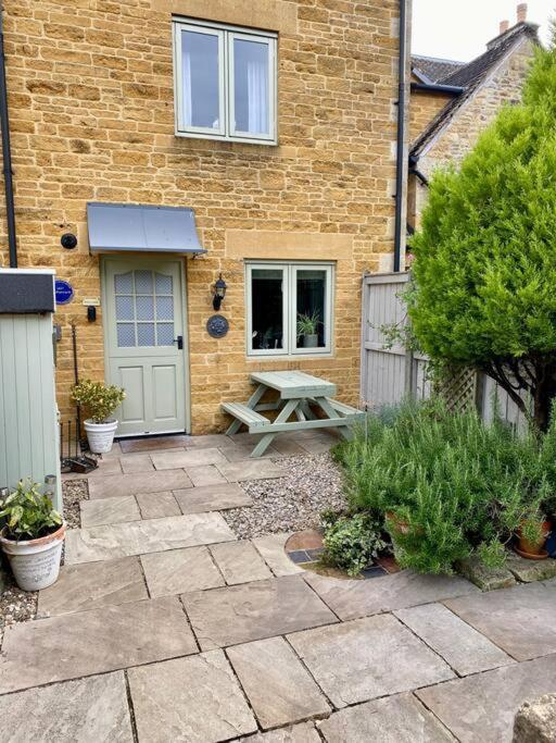 Historic Cotswold Chic Style For Uk Staycation Bourton-on-the-Water Eksteriør billede